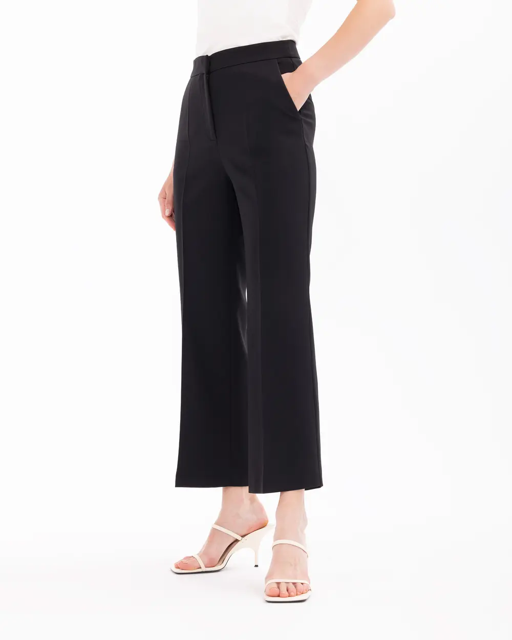 Ankle Length Pants with Pocket Detail