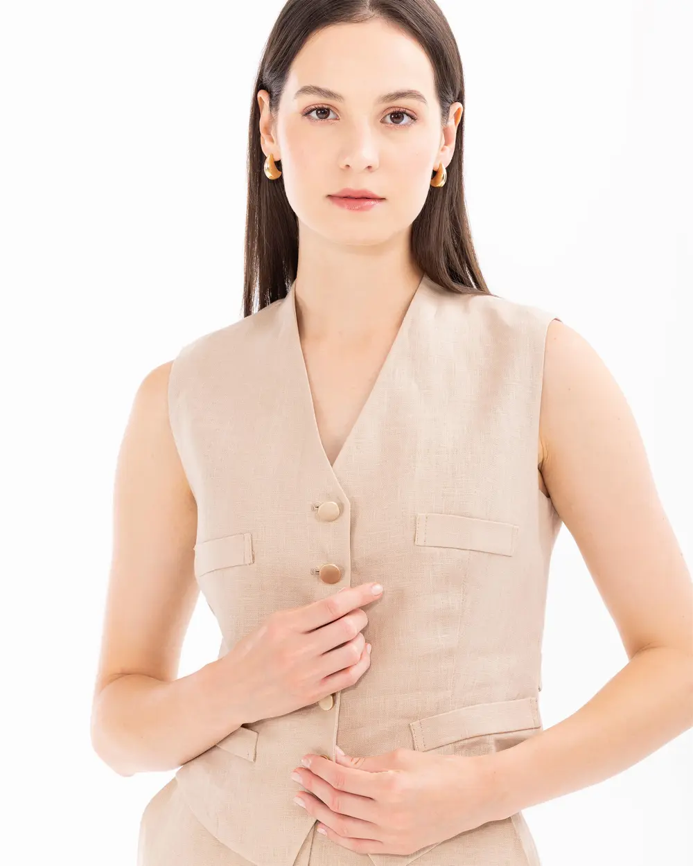 Buttoned Linen Vest