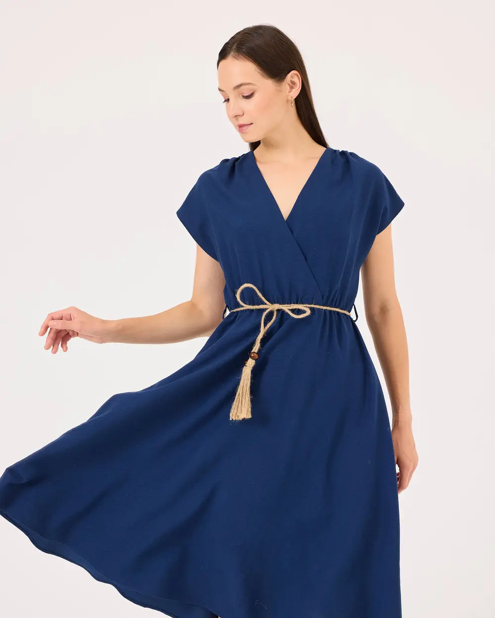 Kruvaze Yaka Beli Büzgülü Elbise