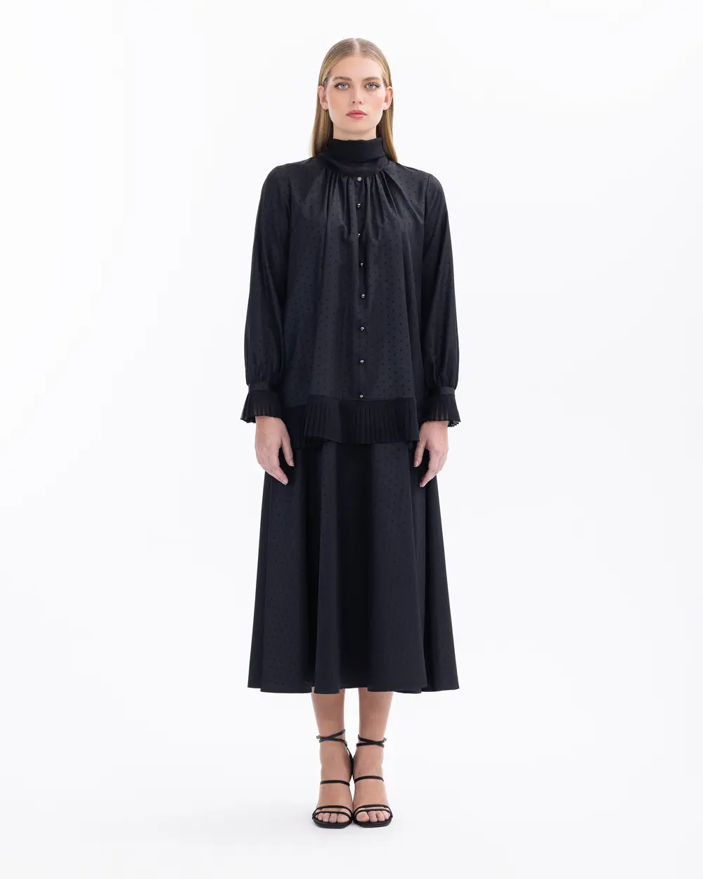 Puantiye Desen Pile Detaylı Elbise