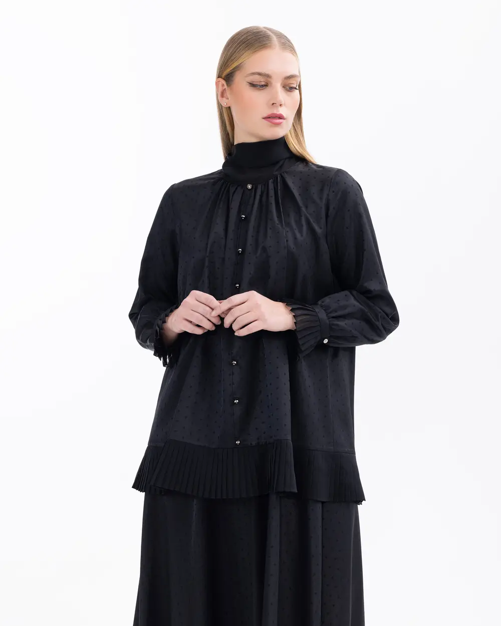 Puantiye Desen Pile Detaylı Elbise