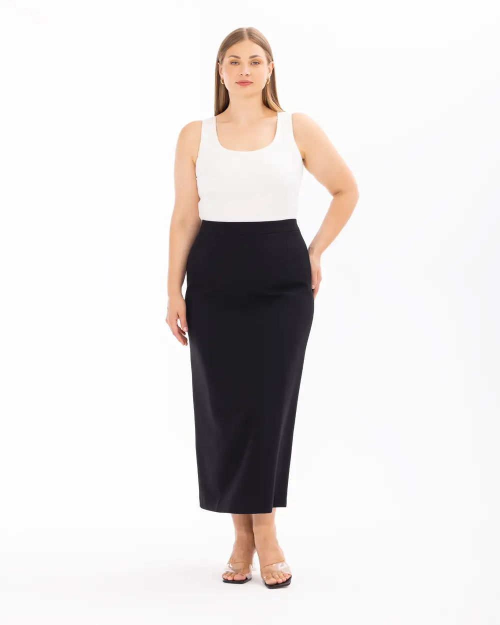 Plus Size Skirt Below the Knee