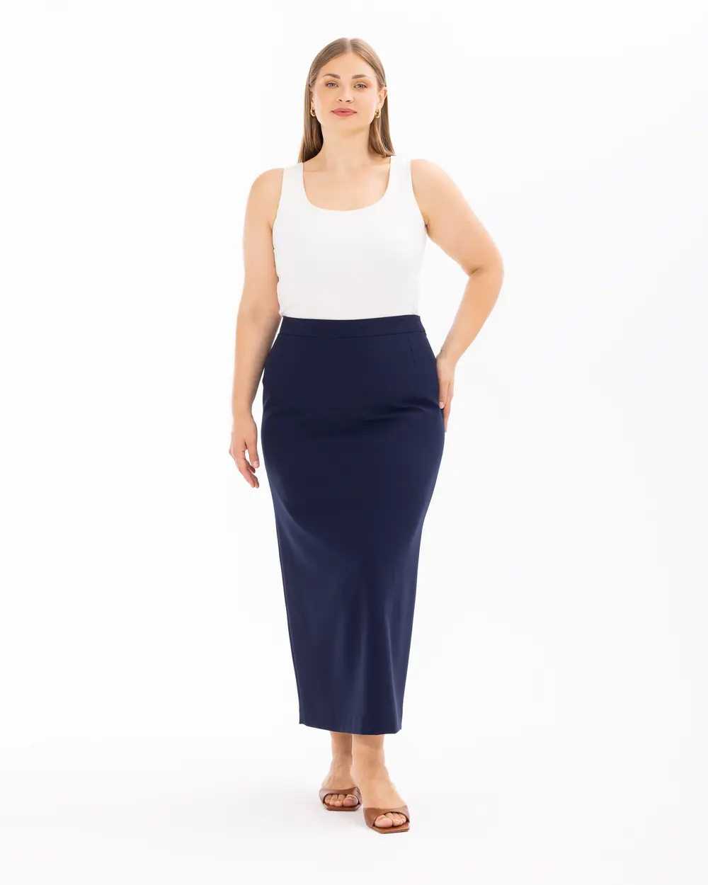 Plus Size Skirt Below the Knee