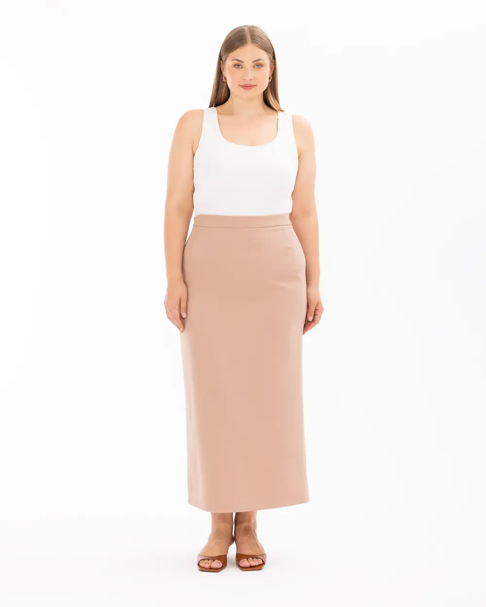 Plus Size Skirt Below the Knee