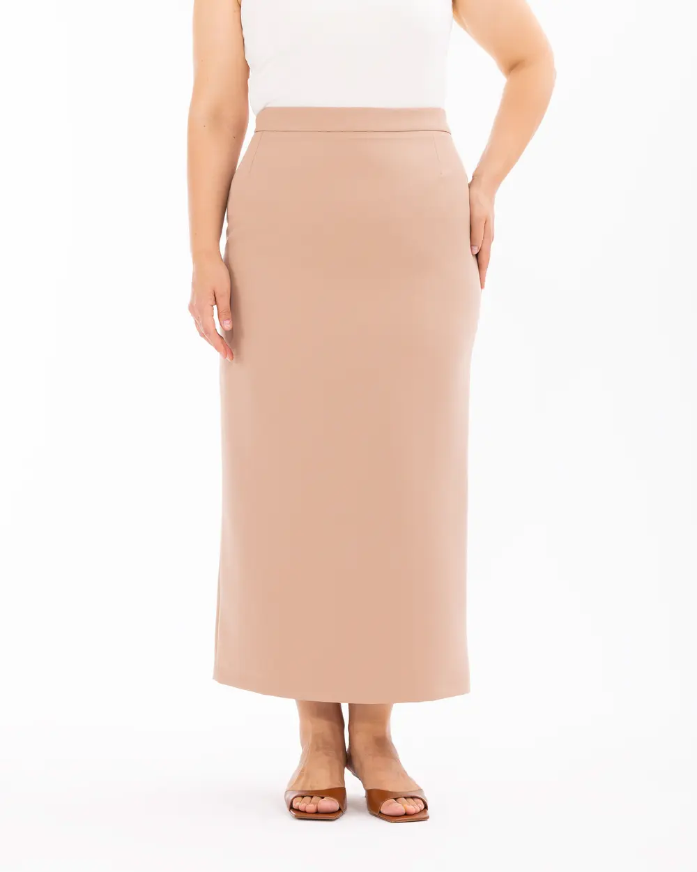 Plus Size Skirt Below the Knee