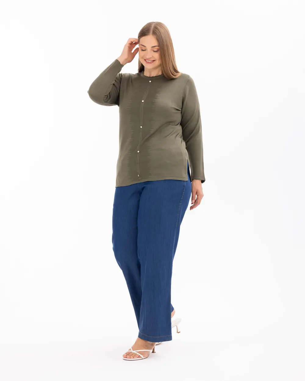 Plus Size Stone Detailed Sweater