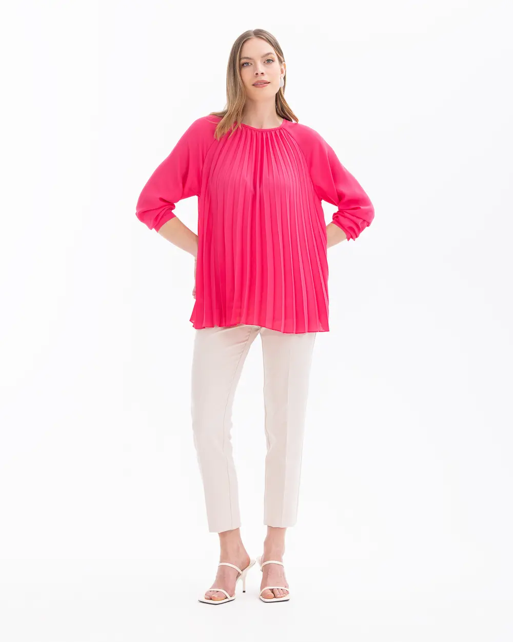 Round Neck Pleated Long Sleeve Blouse