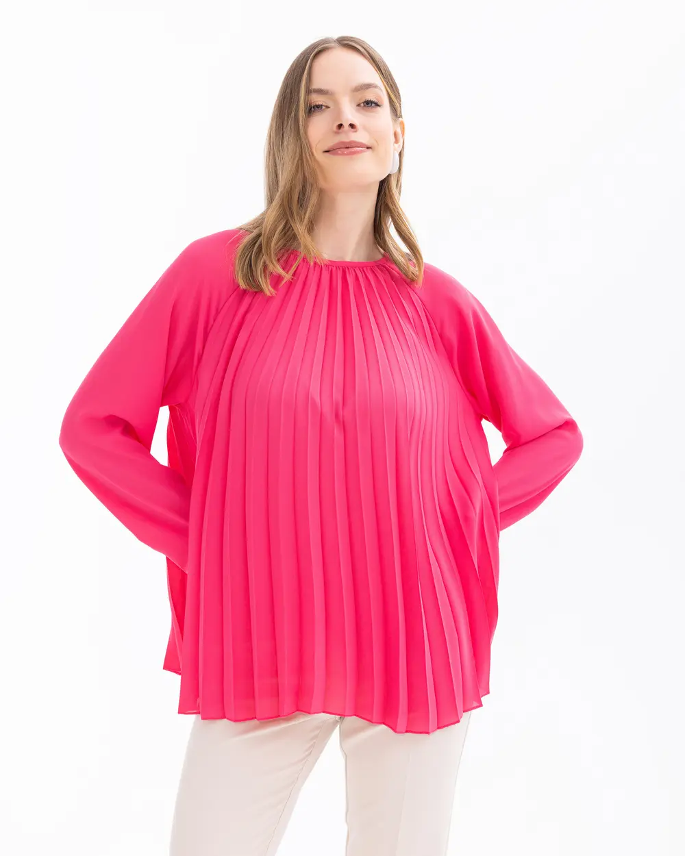 Round Neck Pleated Long Sleeve Blouse