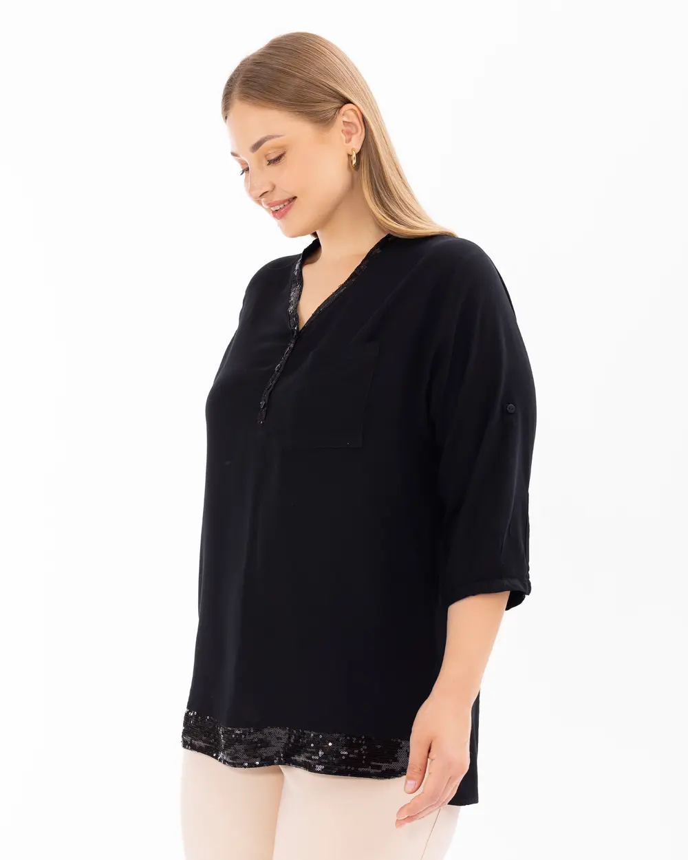 Plus Size V-Neck Sequin Detailed Blouse