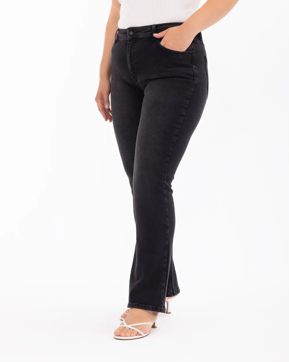 Plus Size Buttoned Pocket Detailed Jean Pants