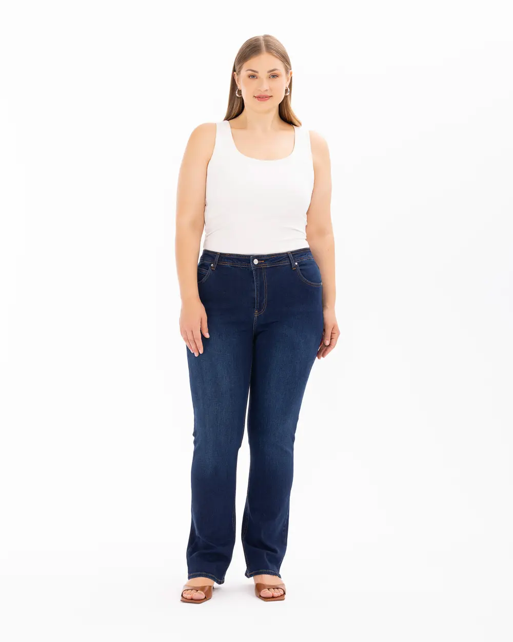 Plus Size Buttoned Pocket Detailed Jean Pants