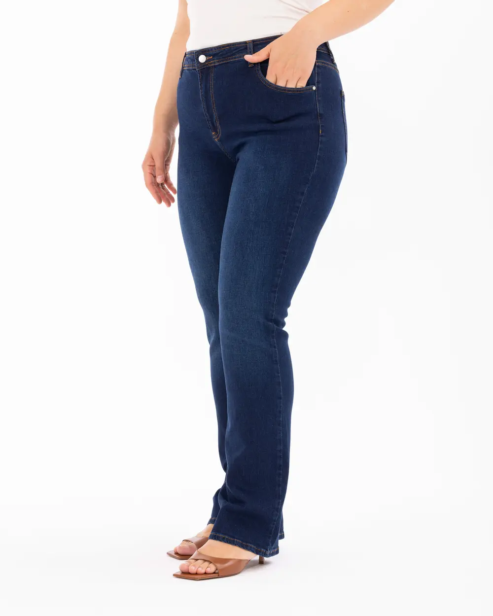 Plus Size Buttoned Pocket Detailed Jean Pants