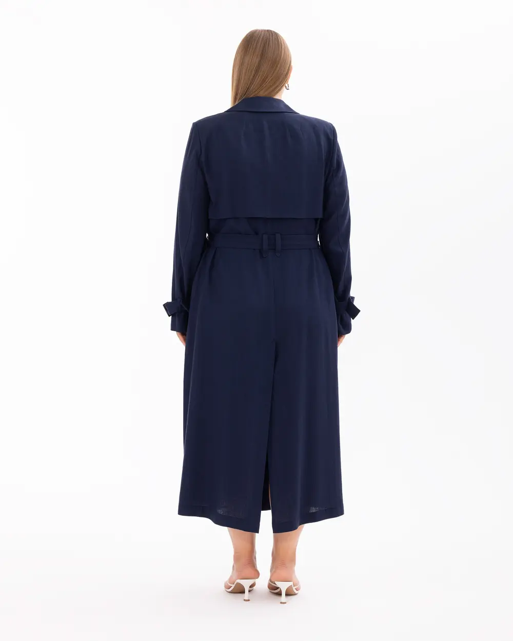 Plus Size Buttoned Linen Overcoat