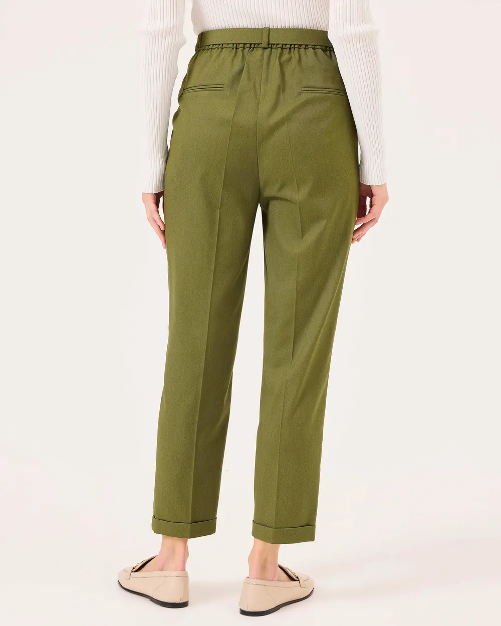 Ankle Length Carrot Cut Pants with Pockets