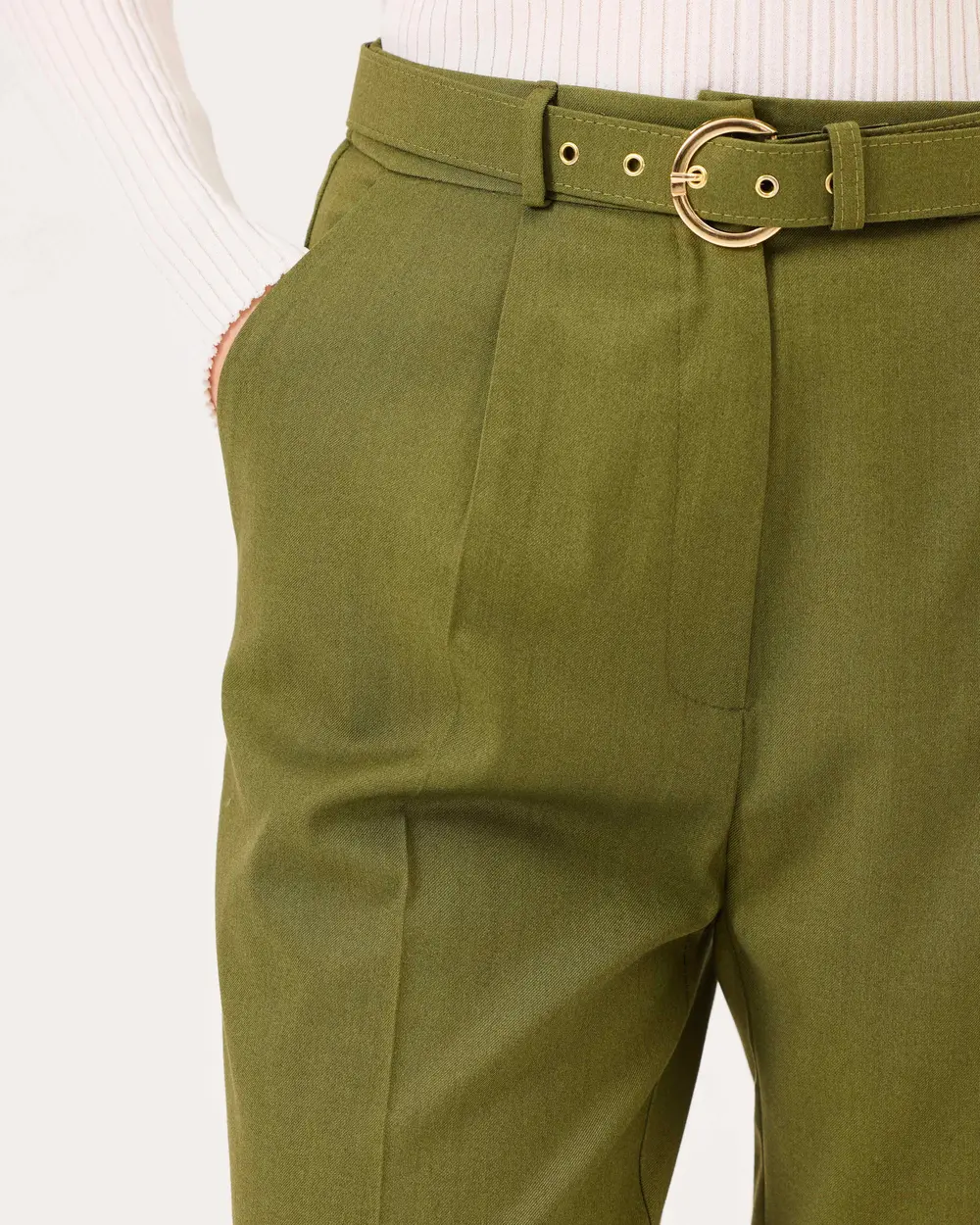 Ankle Length Carrot Cut Pants with Pockets