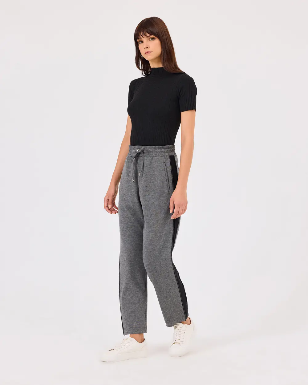 Lace-up Striped Sweatpants with Pockets