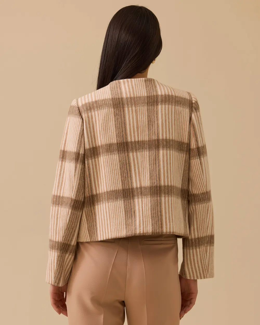 Düğmeli Cep Detaylı Bel Boy Ceket