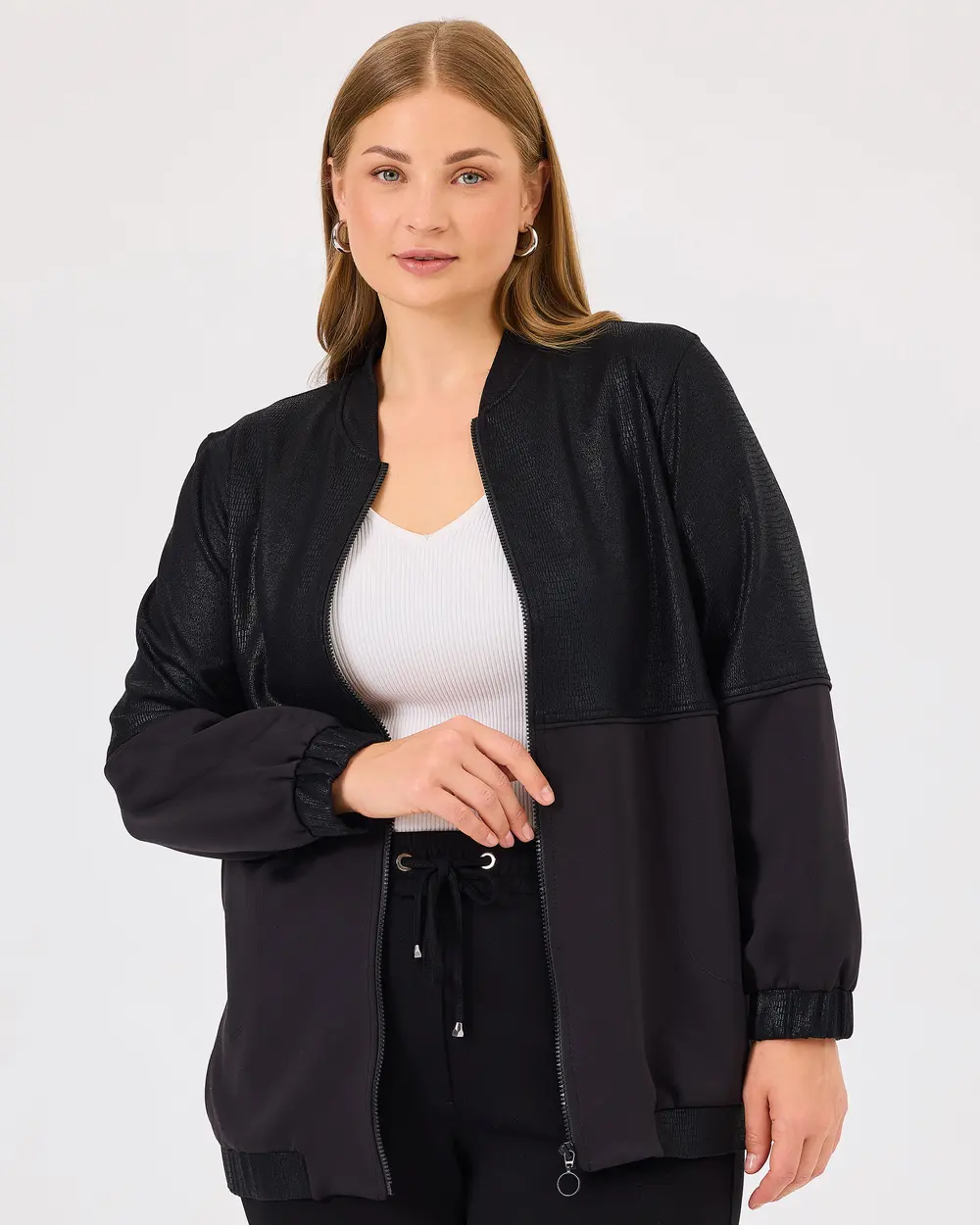 Plus Size Double Fabric Pocket Detailed Jacket