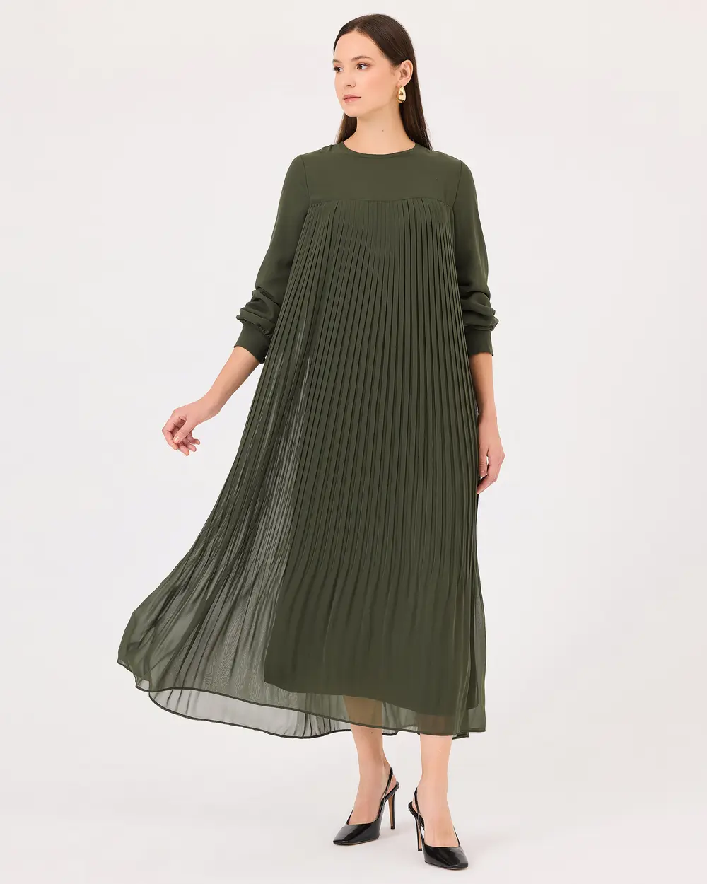 Round Neck Pleated Long Sleeve Dress