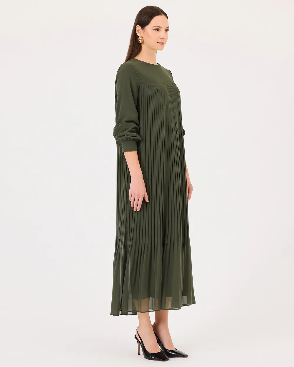 Round Neck Pleated Long Sleeve Dress