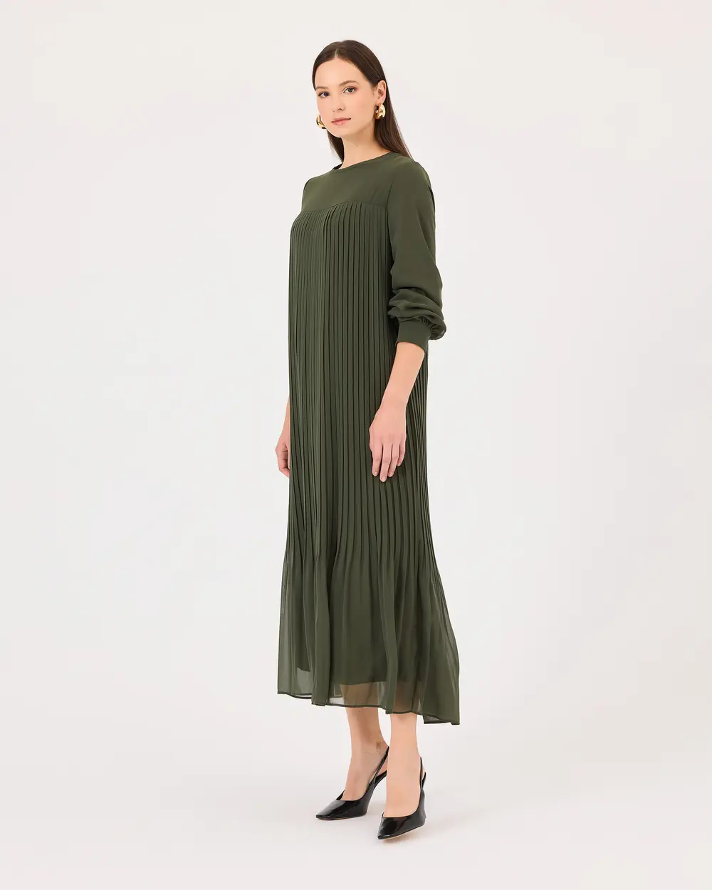 Round Neck Pleated Long Sleeve Dress