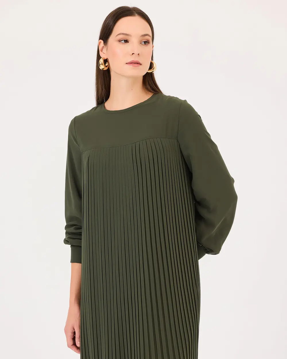 Round Neck Pleated Long Sleeve Dress