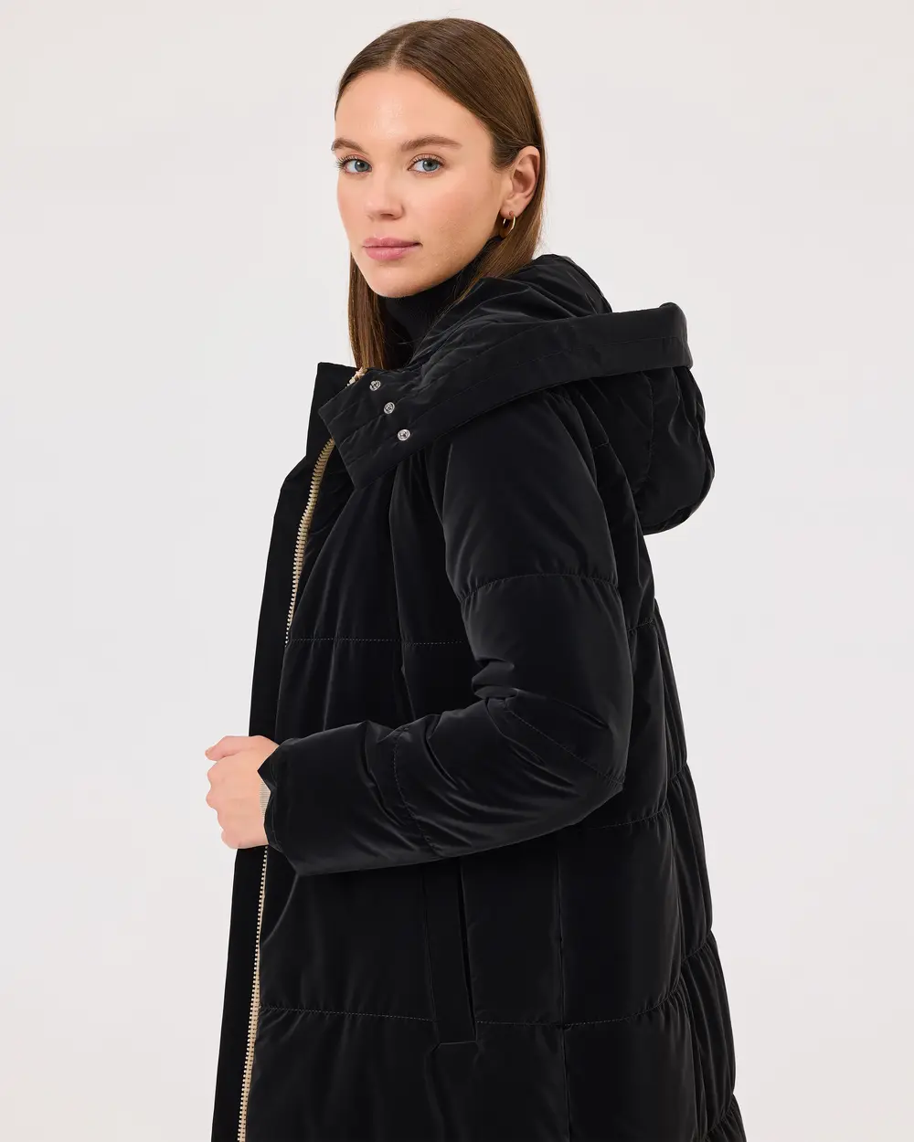 Knee-length Coat with Hooded Zipper Detail