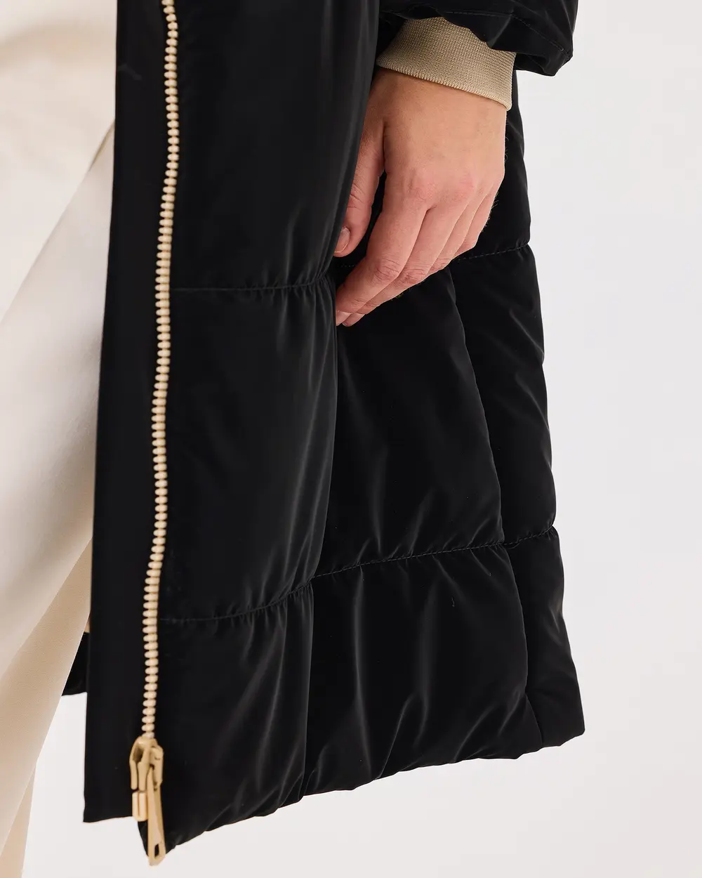 Knee-length Coat with Hooded Zipper Detail