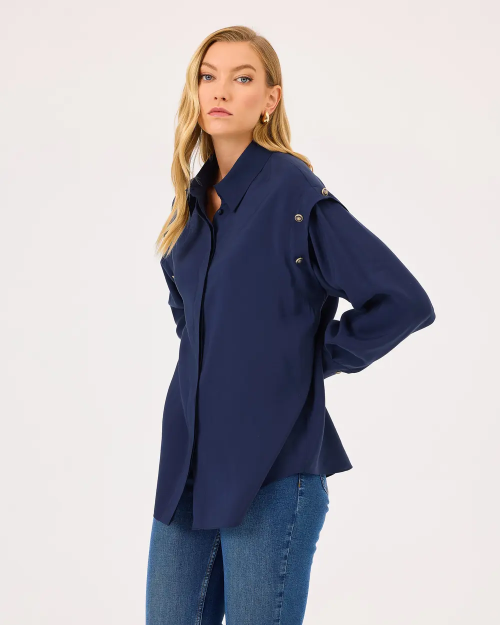 Buttoned Long Sleeve Shirt