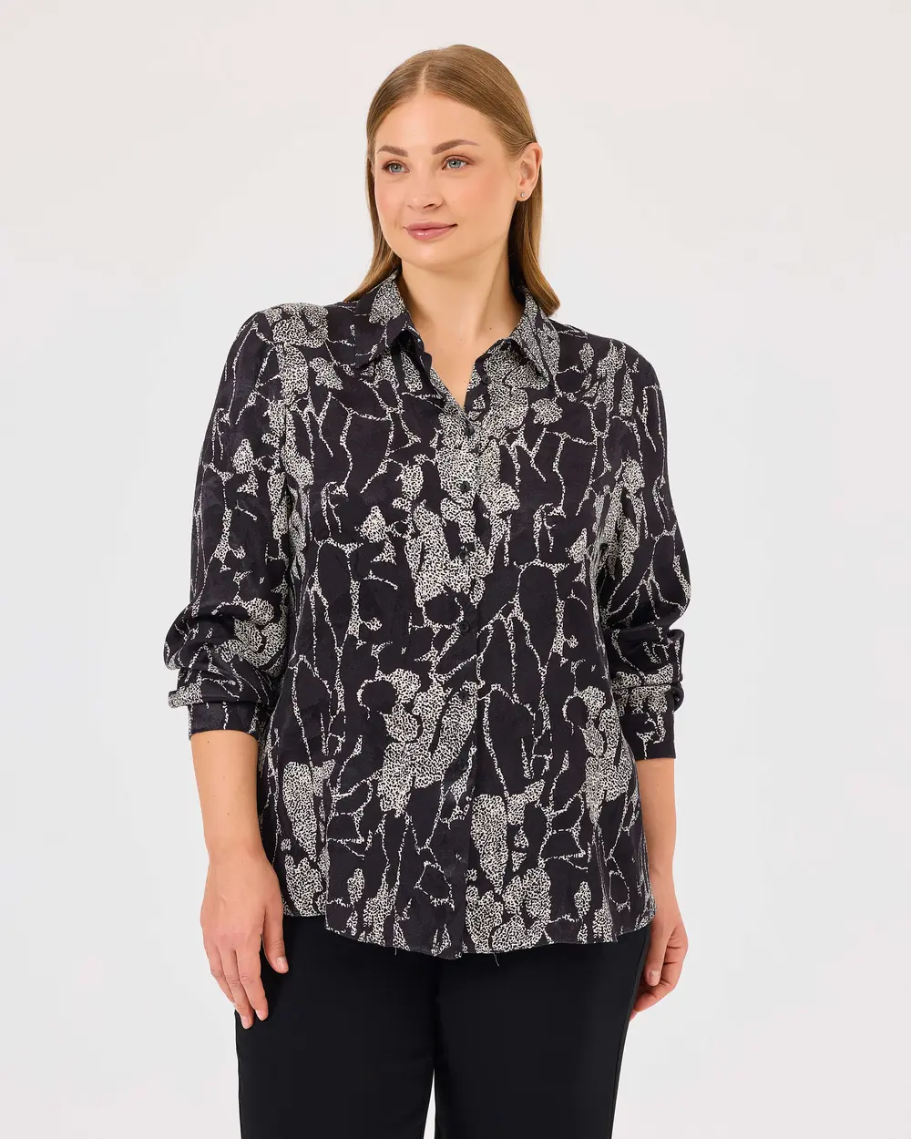 Plus Size Leopard Print Shirt