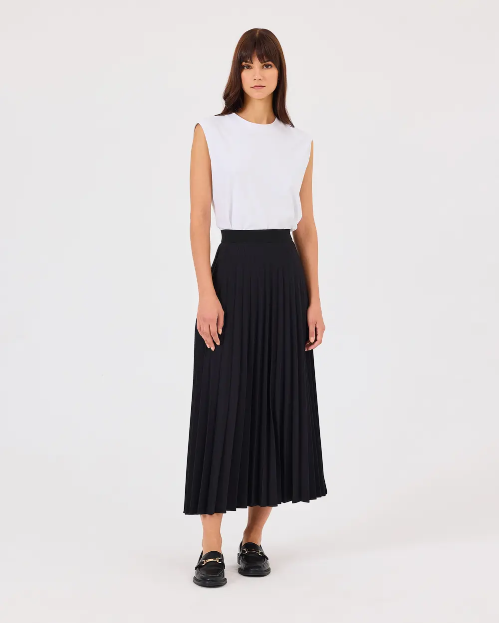 Pleated Elastic Waist Skirt