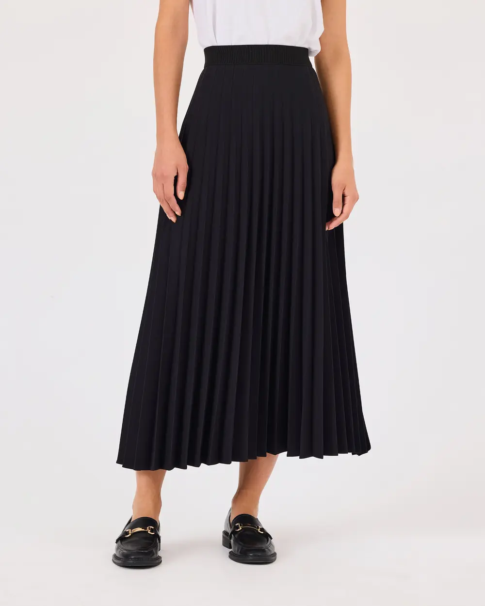 Pleated Elastic Waist Skirt