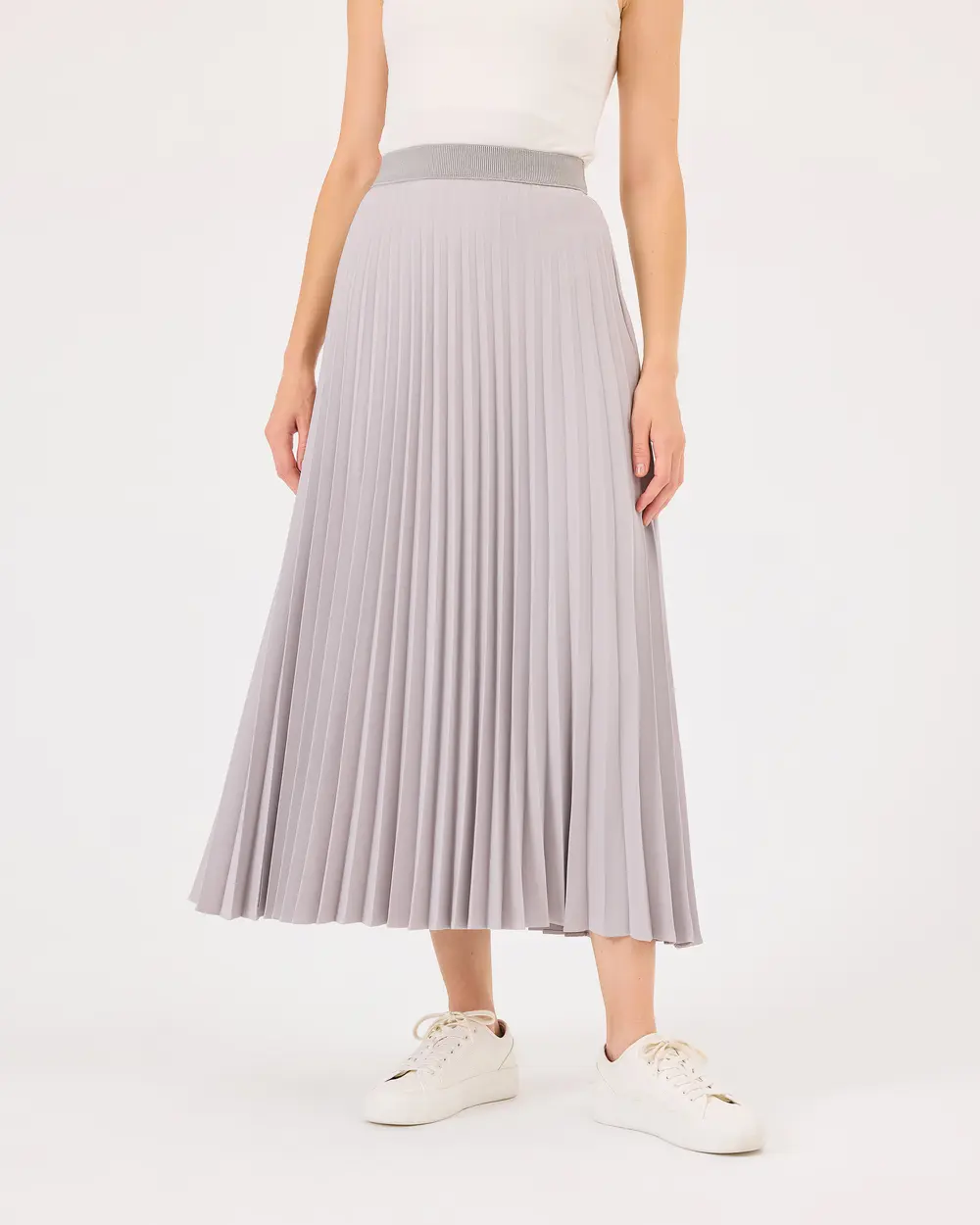 Pleated Elastic Waist Skirt