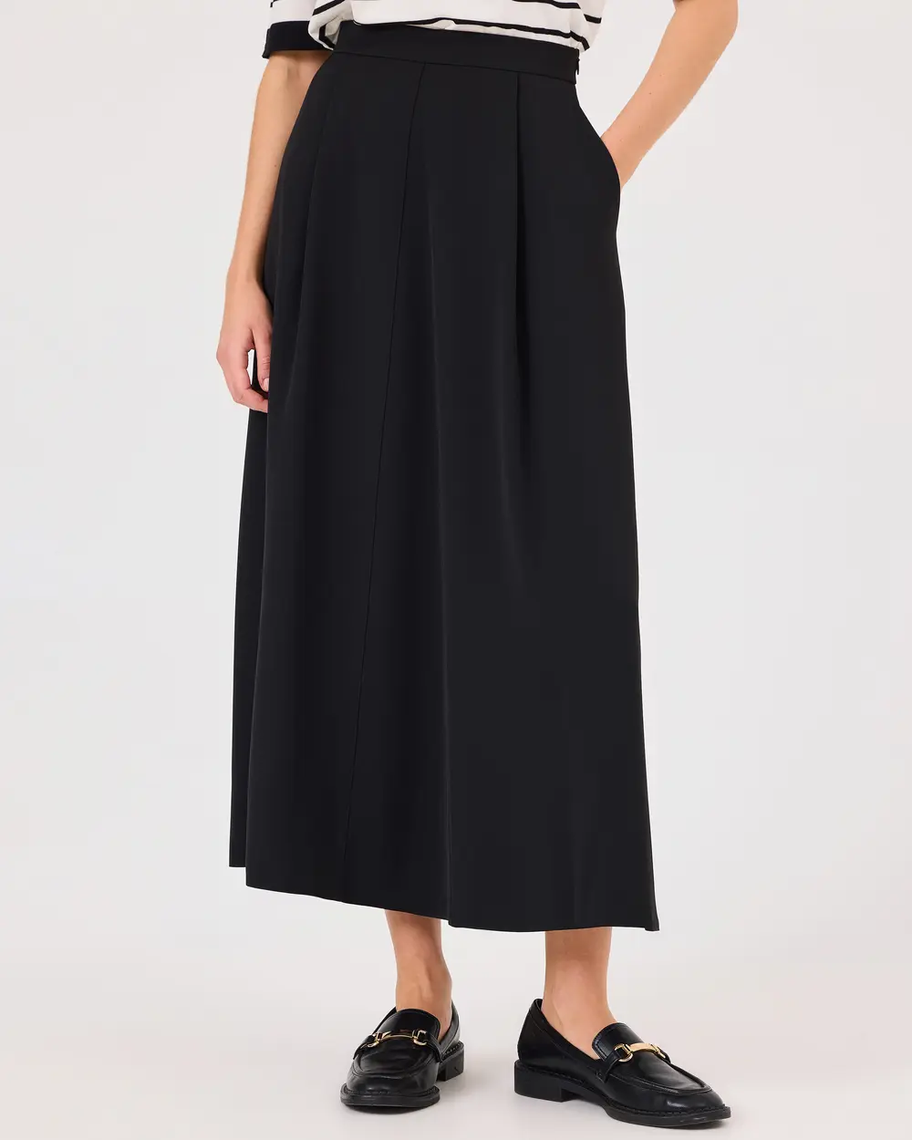 Pleated Long Skirt