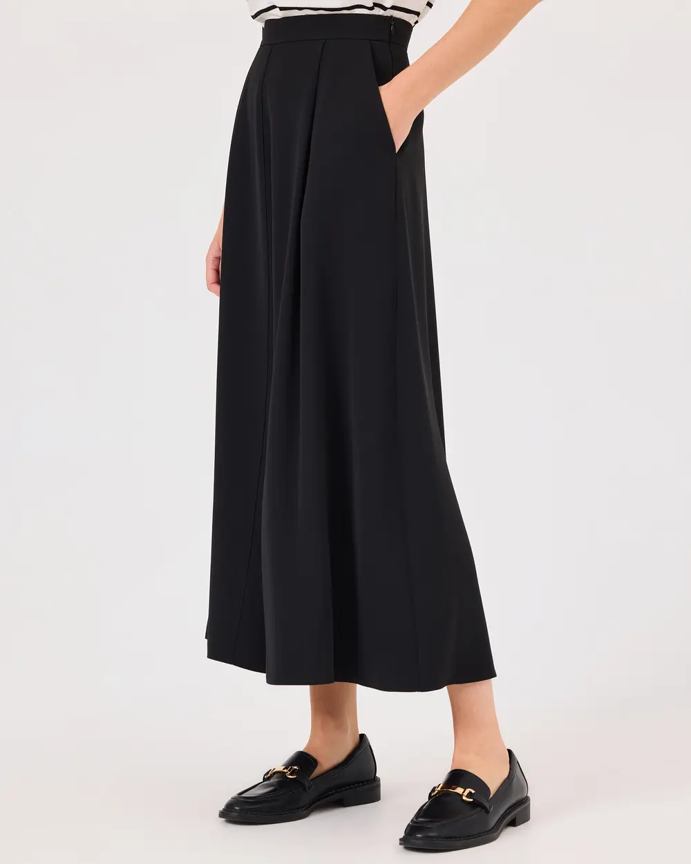 Pleated Long Skirt