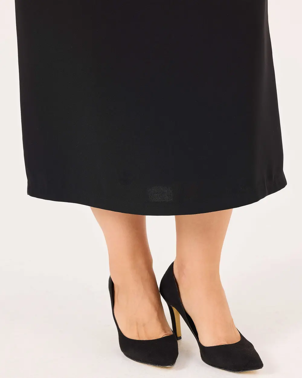 Plus Size Skirt with Slit Detail