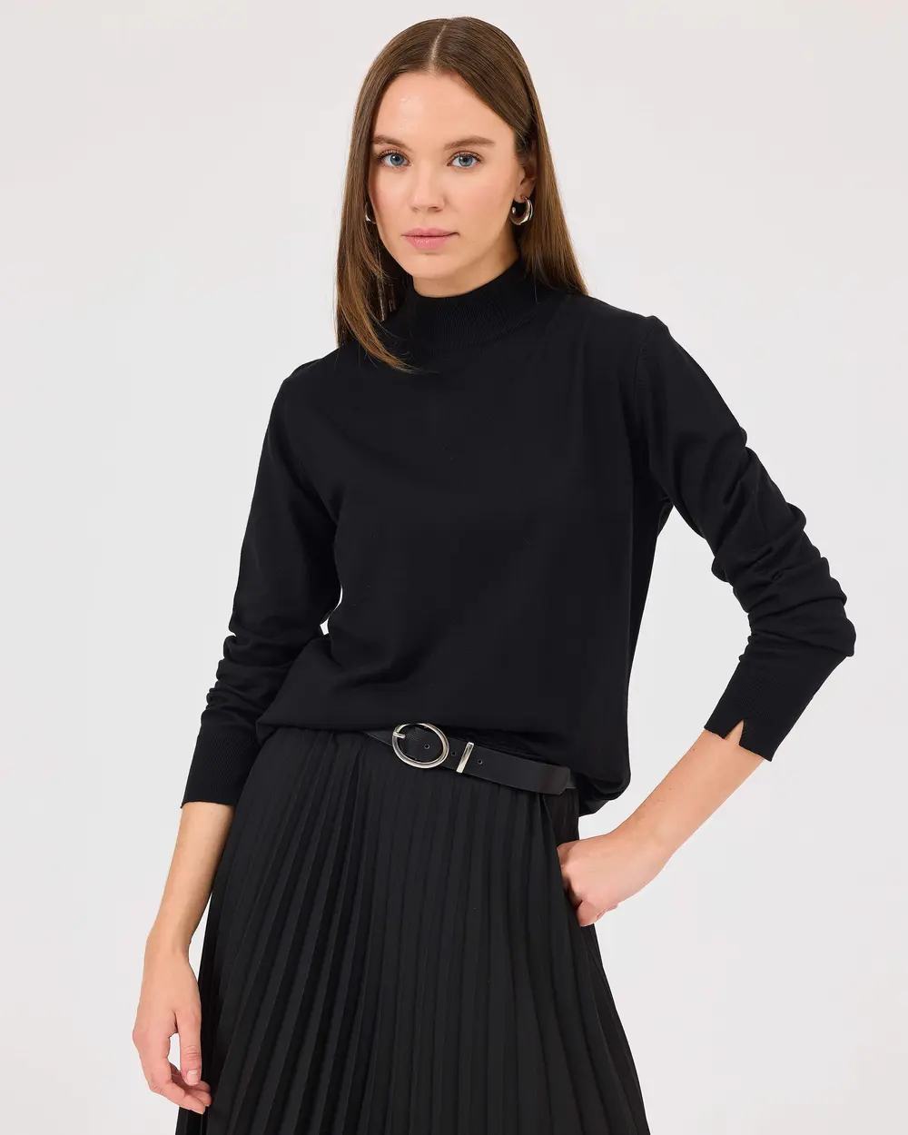 Half Turtleneck Waist Length Sweater