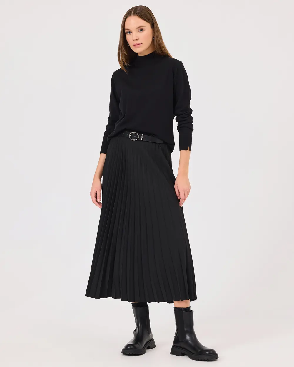 Half Turtleneck Waist Length Sweater