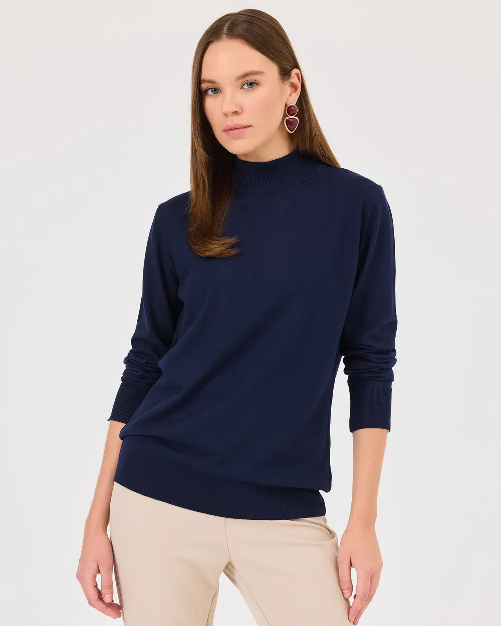 Half Turtleneck Waist Length Sweater