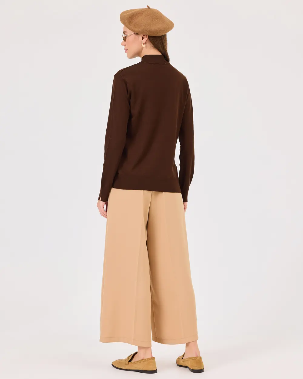 Half Turtleneck Waist Length Sweater