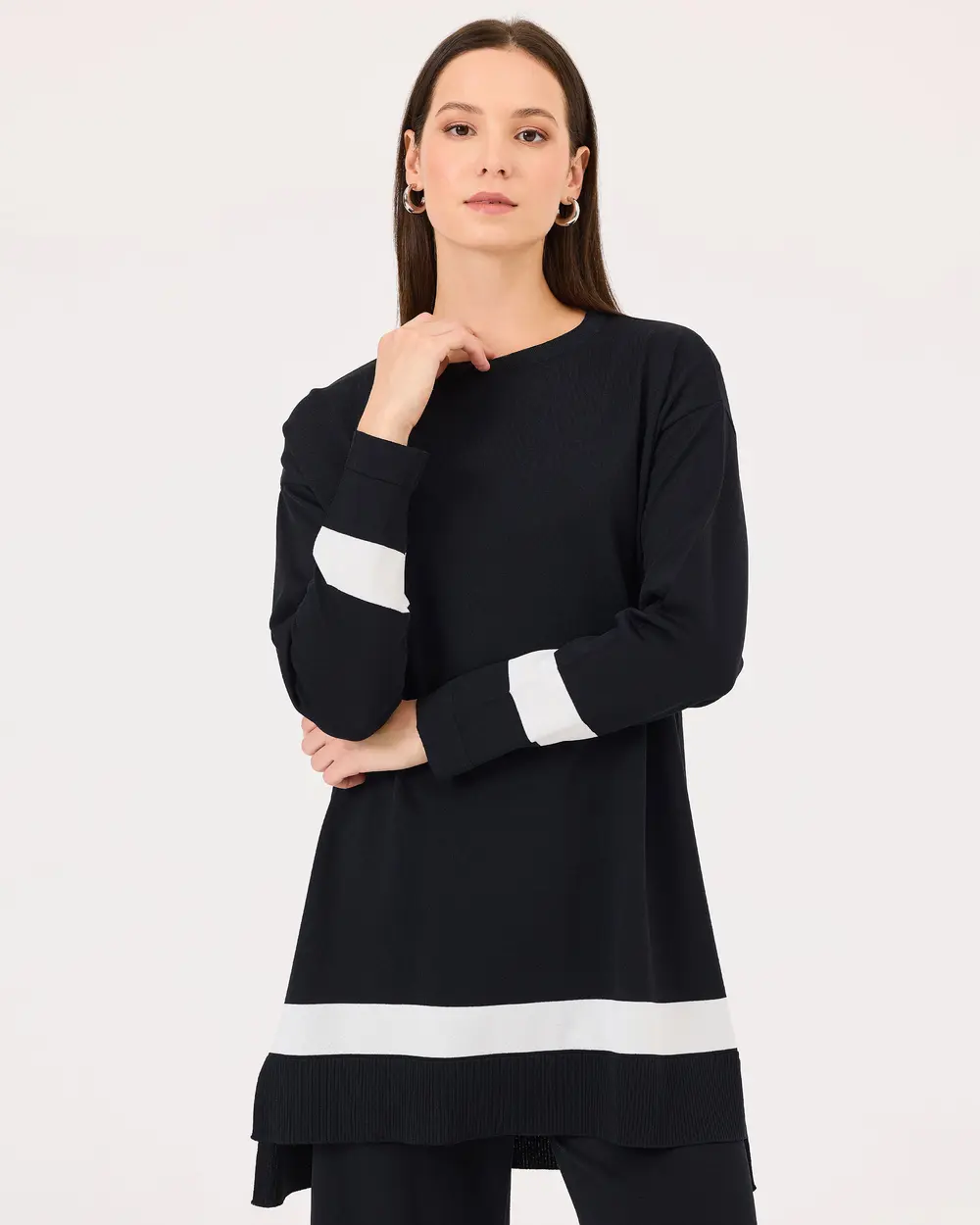 Round Neck Ribbon Detailed Sweater Tunic