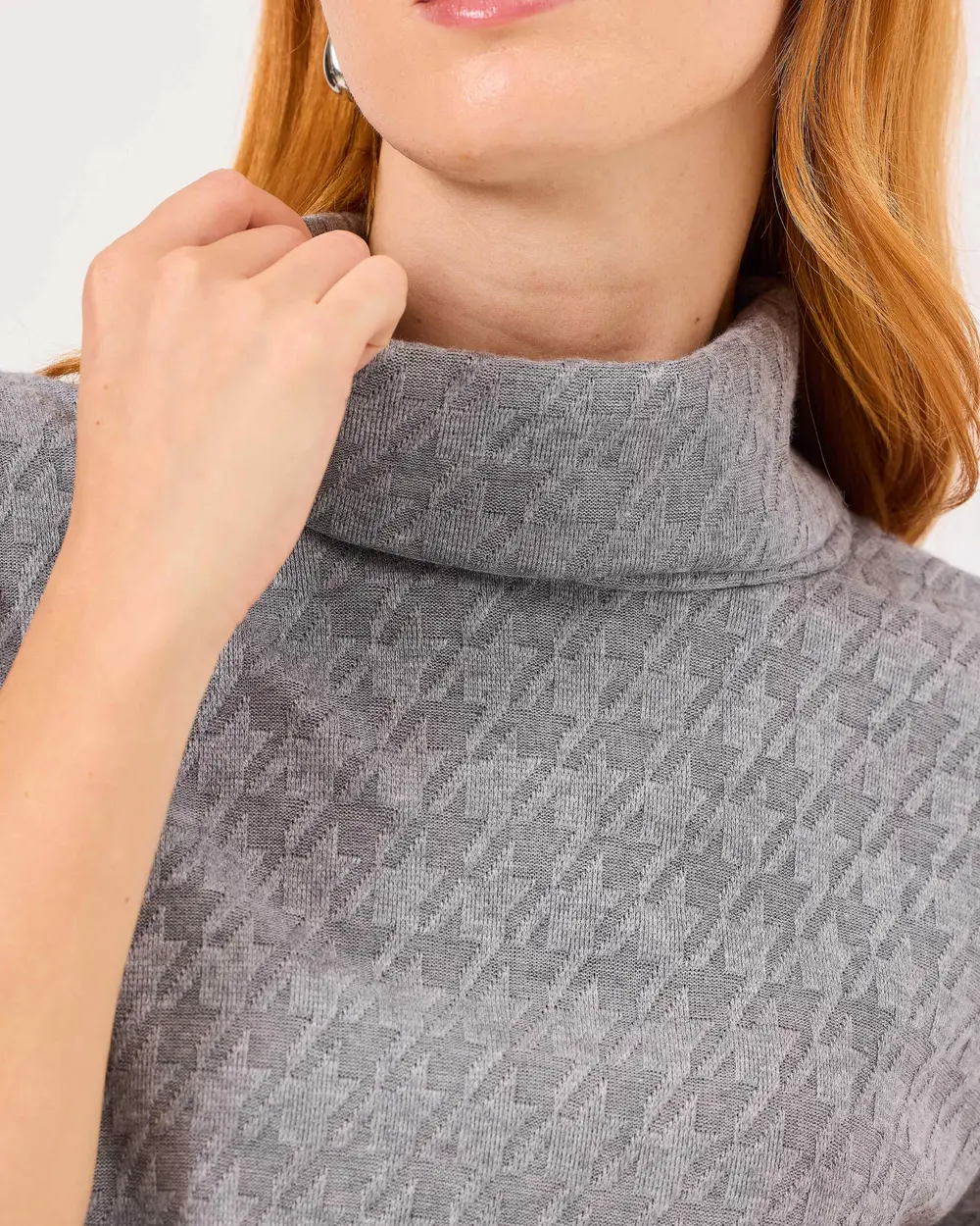 Patterned Full Turtleneck Blouse