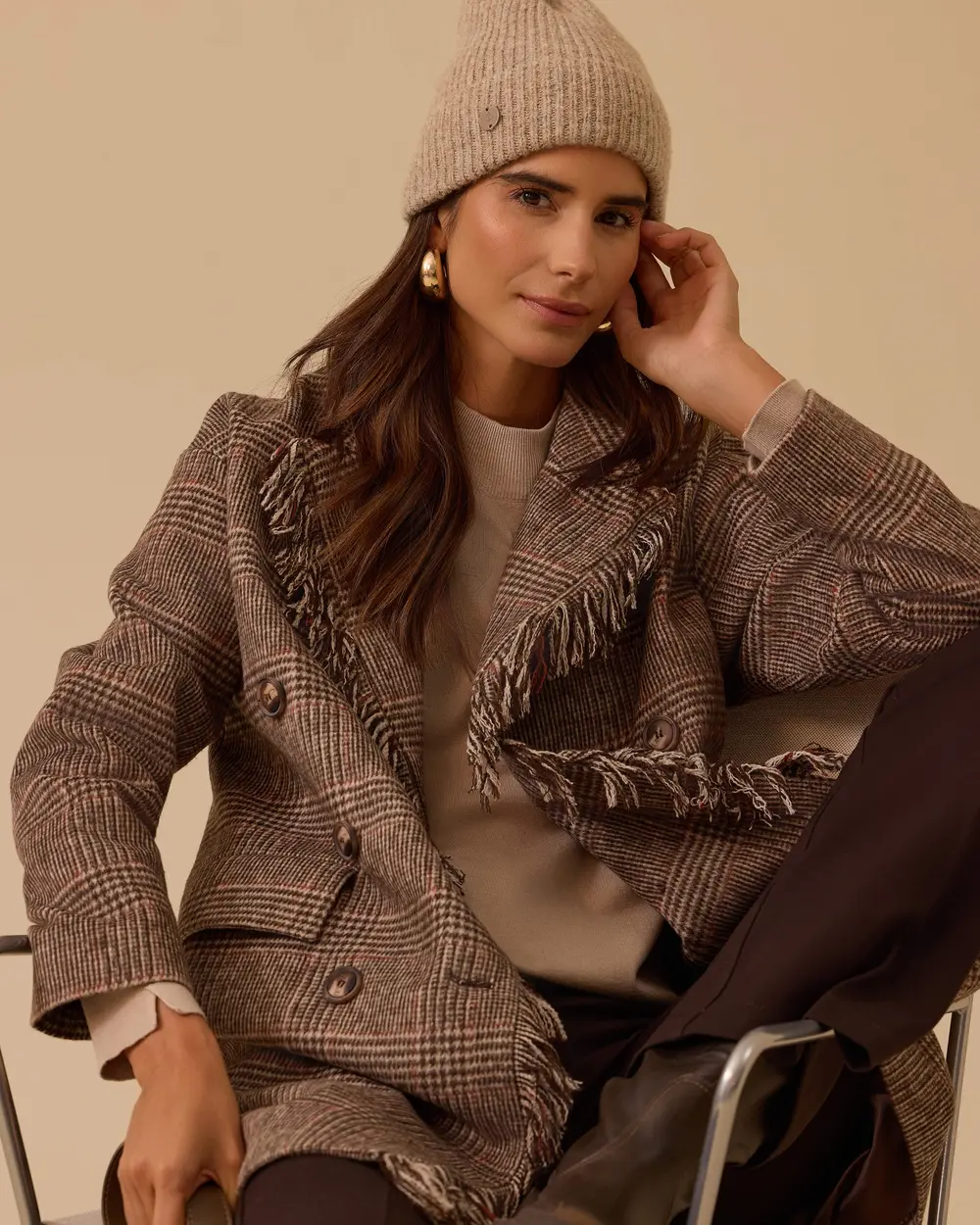 Ekose Desenli Cepli Püskül Detaylı Kaban