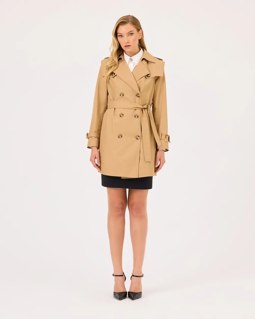 Buttoned Trench Coat with Belt