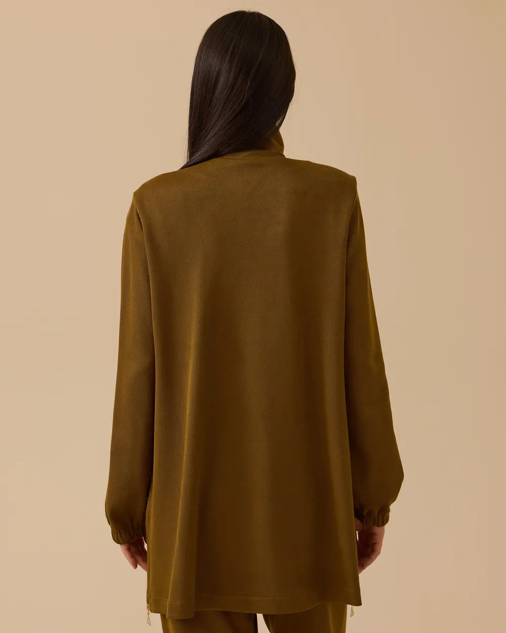 Under Thigh Cap with Zippered Pocket Detail