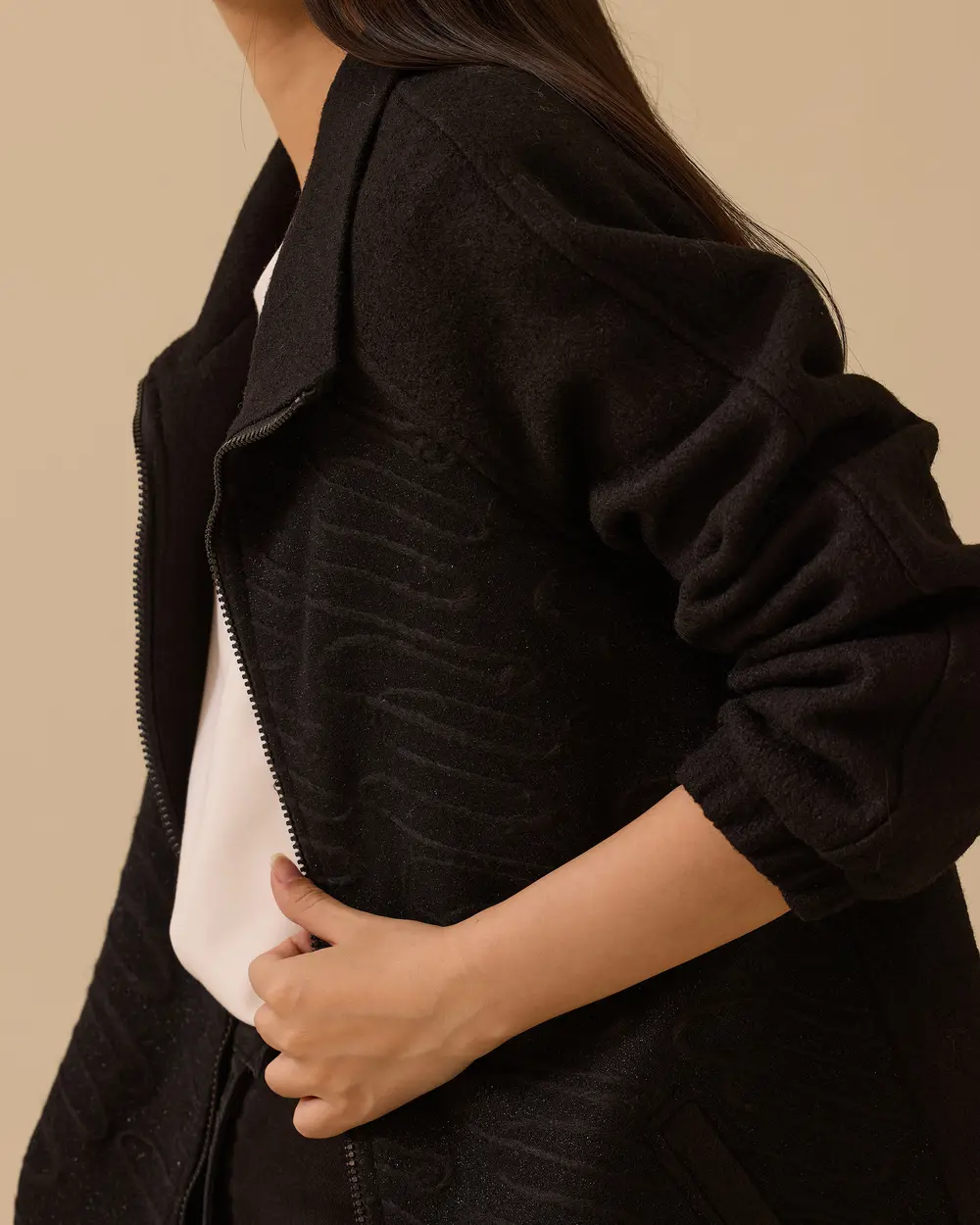 Nakışlı Fermuar Detaylı Kap