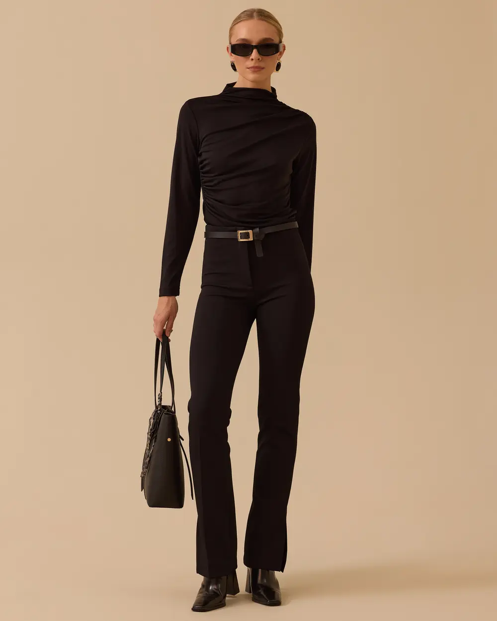 Kare Tokalı İnce Kemer