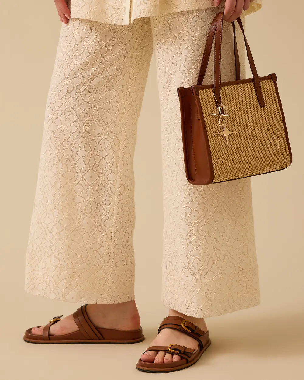 Straw Look Faux Leather Detailed Accessory Bag