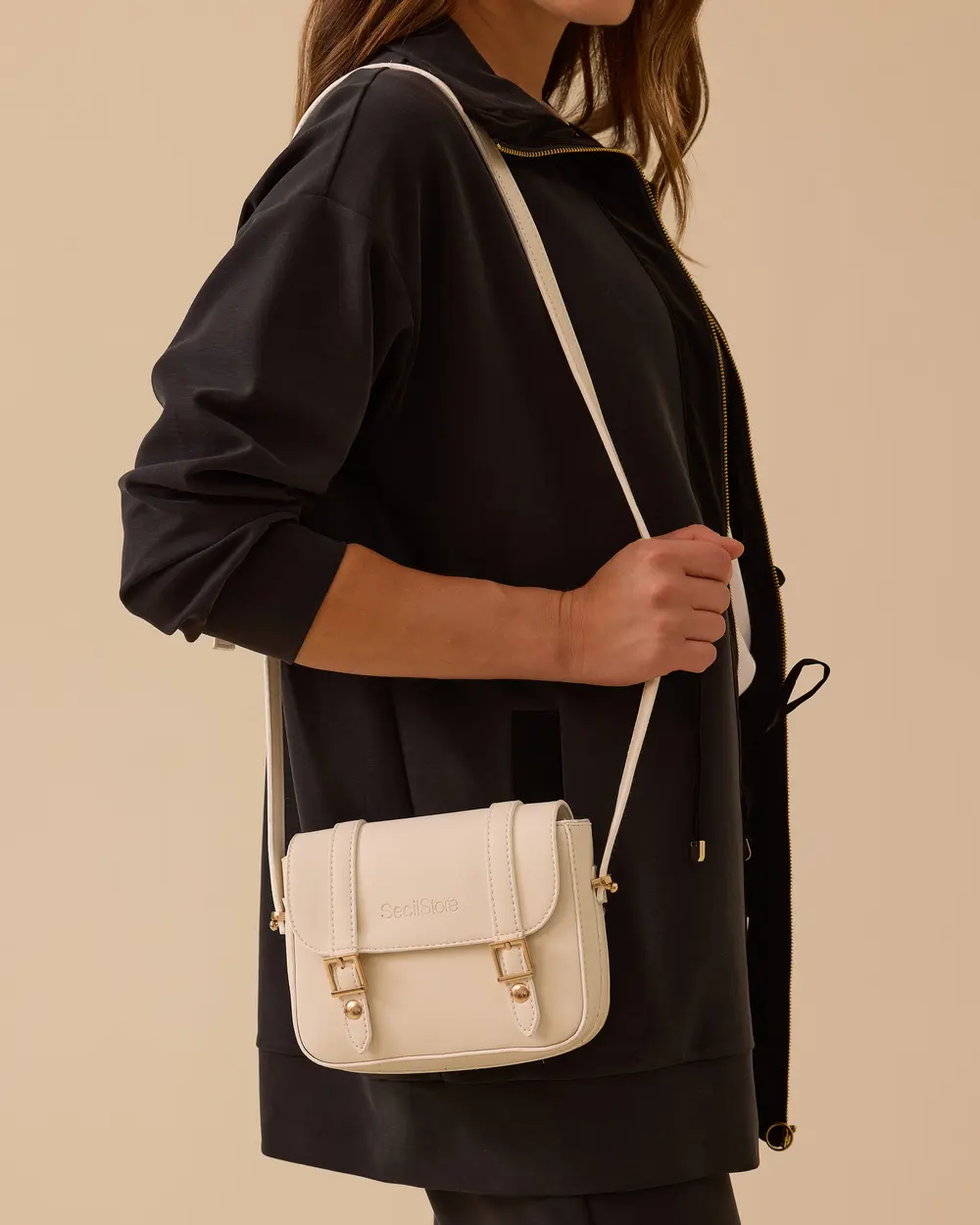 Tokalı Çapraz Askılı Çanta