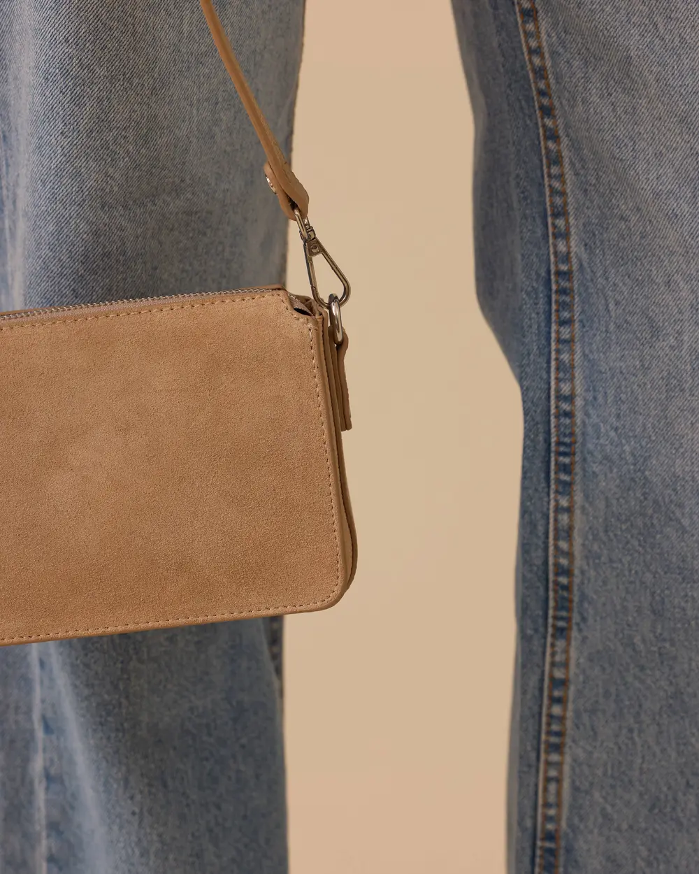 Fermuarlı Suni Deri Detaylı Çanta